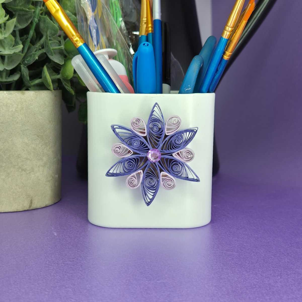 Quilled Purple Flower Magnet